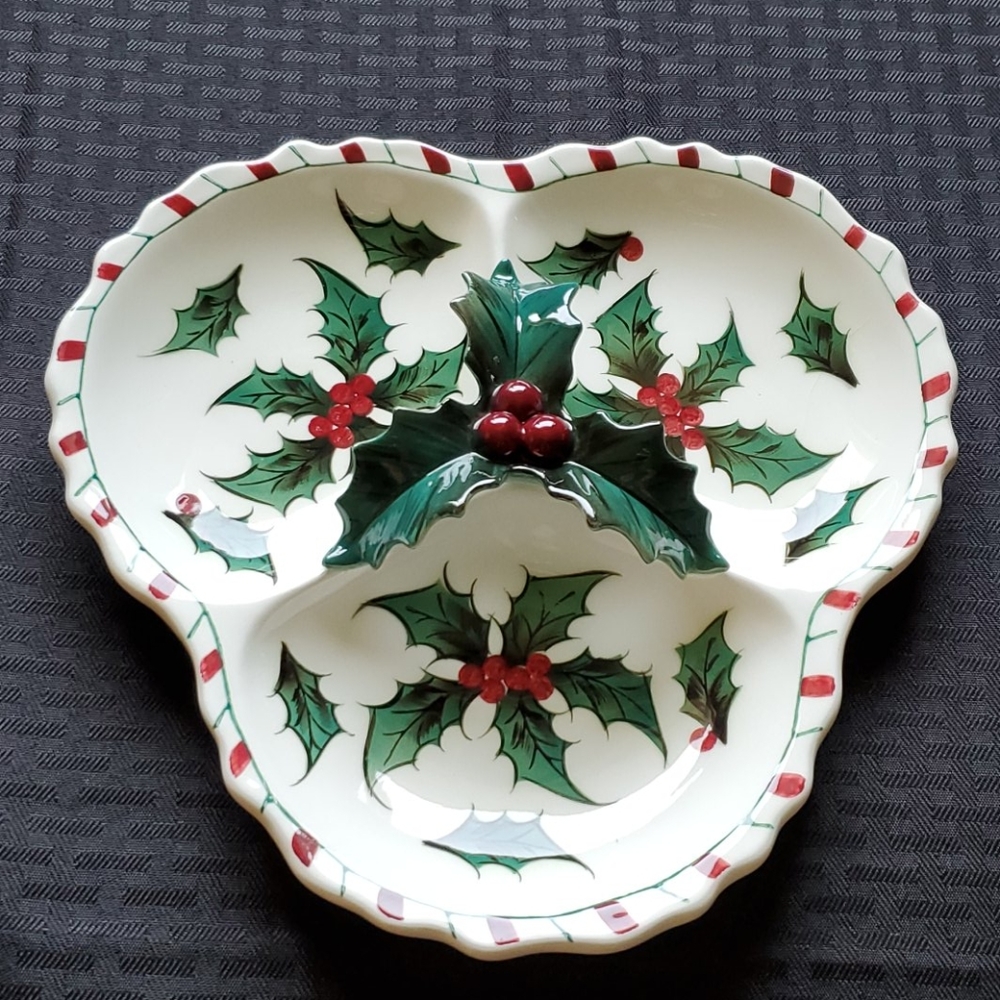 🎅Christmass Mistletoe🎄  3 Tier Platter. - Picture 2 of 15